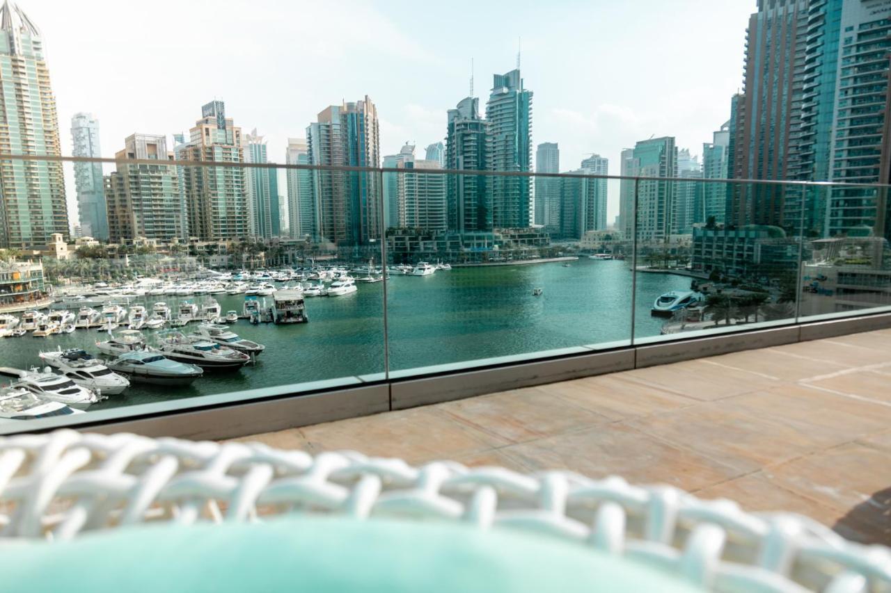 Nasma Luxury Stays - Cayan Tower Dubai Exterior photo